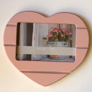 Heart picture frame